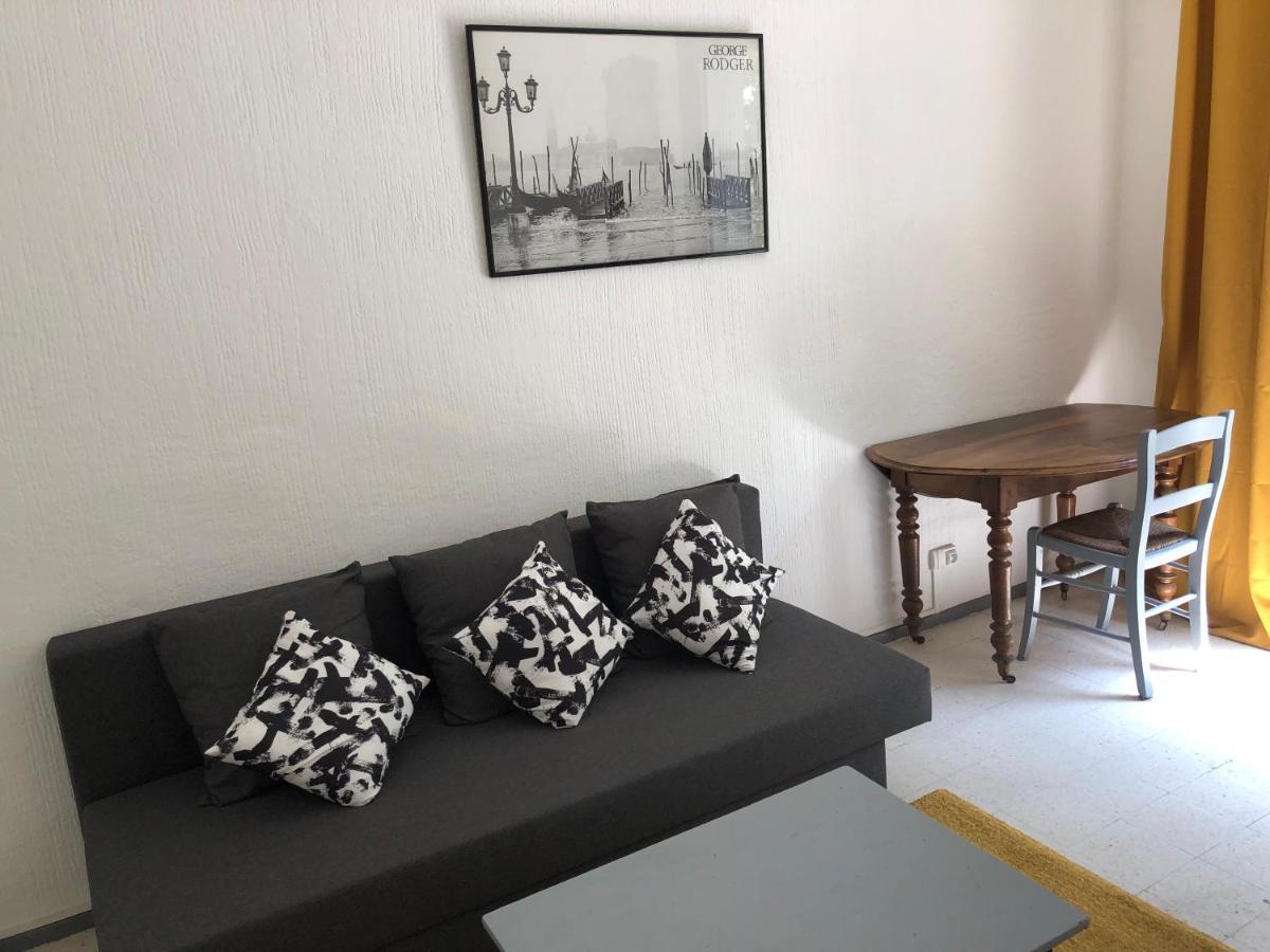 Appartement De Charme Avignon Centre Historique Terrasse Et Balcon Place Pie Ngoại thất bức ảnh