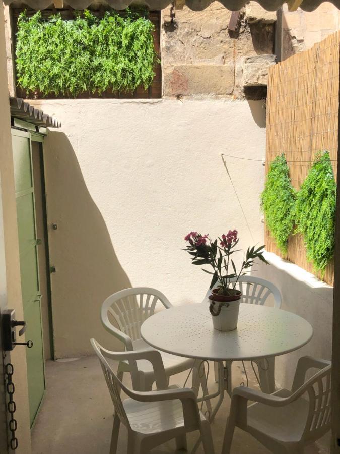 Appartement De Charme Avignon Centre Historique Terrasse Et Balcon Place Pie Ngoại thất bức ảnh